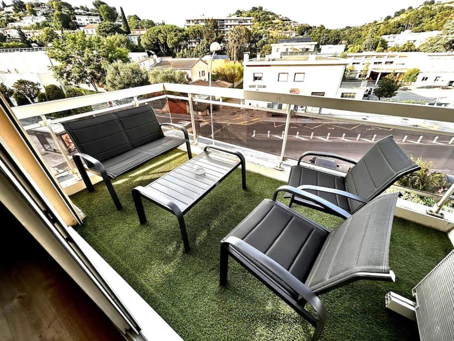 Superbe Studio Climatise Avec Terrasse Proche Mer Cagnes-sur-Mer Exterior photo